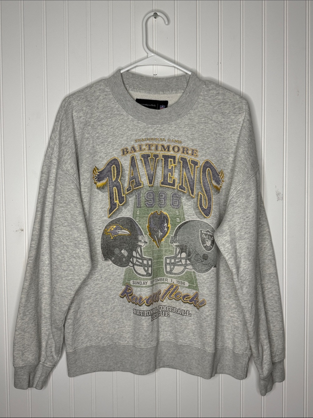 Abercrombie & Fitch NFL 1996 Baltimore Ravens Oversized Sweatshirt Size Small